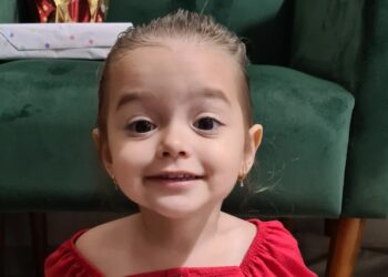 Campanha para ajudar criança com tumor cerebral de família de Jaraguá do Sul.