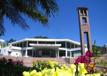 Polêmica com padre da Paróquia Santo Huberto, em Ibirama, surpreende comunidade e gera preocupação entre pais