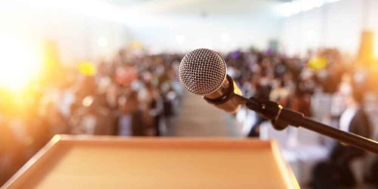 Educação de Rio do Sul realiza preparatória para concurso de oratória