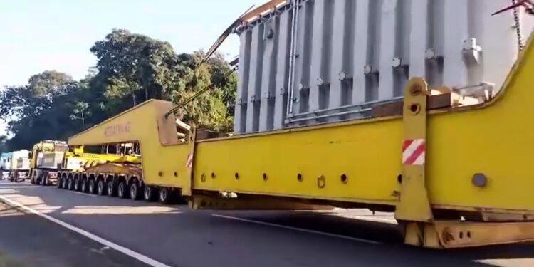 Comboio com transformador de 178 toneladas deve passar por Guaramirim na próxima semana