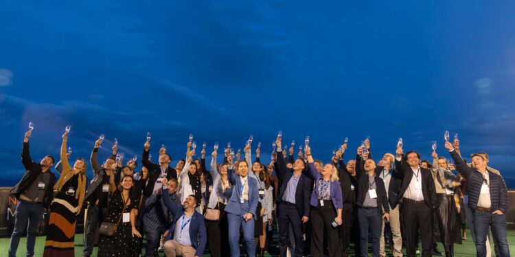 Copa Airlines comemora o início dos voos em Florianópolis