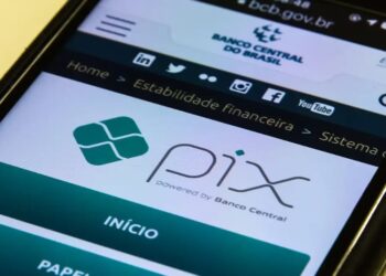 Entenda o golpe do Pix errado e saiba como não ser enganado