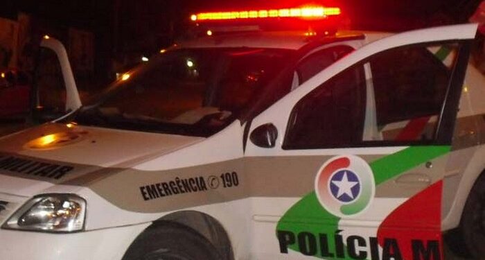 Mulher é atingida por garrafa durante briga em casa noturna de Jaraguá do Sul