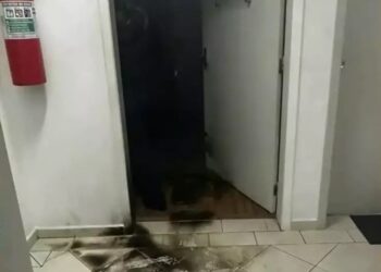 Homem que ateou fogo em escritório de advocacia se torna réu em ação penal, em SC