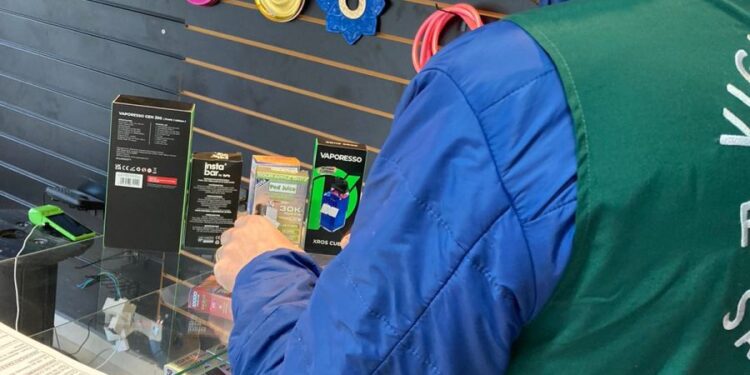 Vigilância Sanitária intensifica combate aos vapes em Jaraguá do Sul