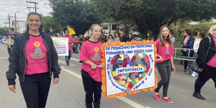 Desfile de comemoração aos 75 anos de Guaramirim será nesta quarta-feira (28)